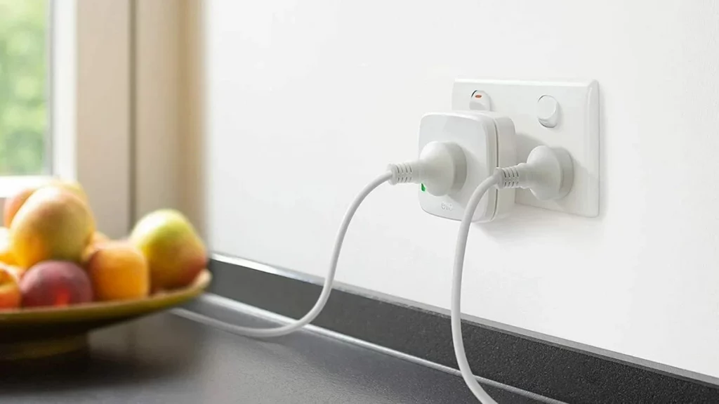 What types of smart plug are there