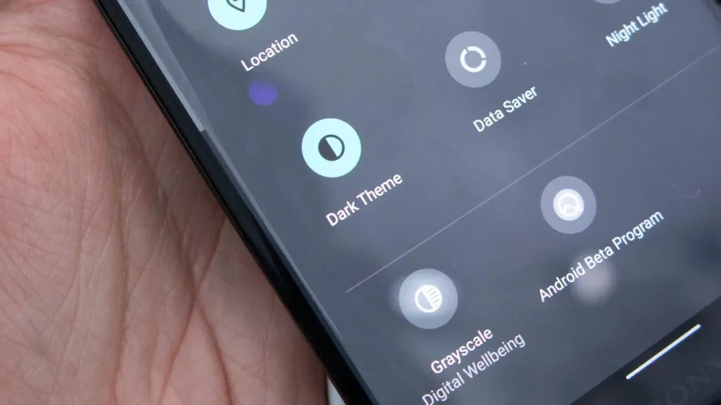 Turn the Night mode on easily