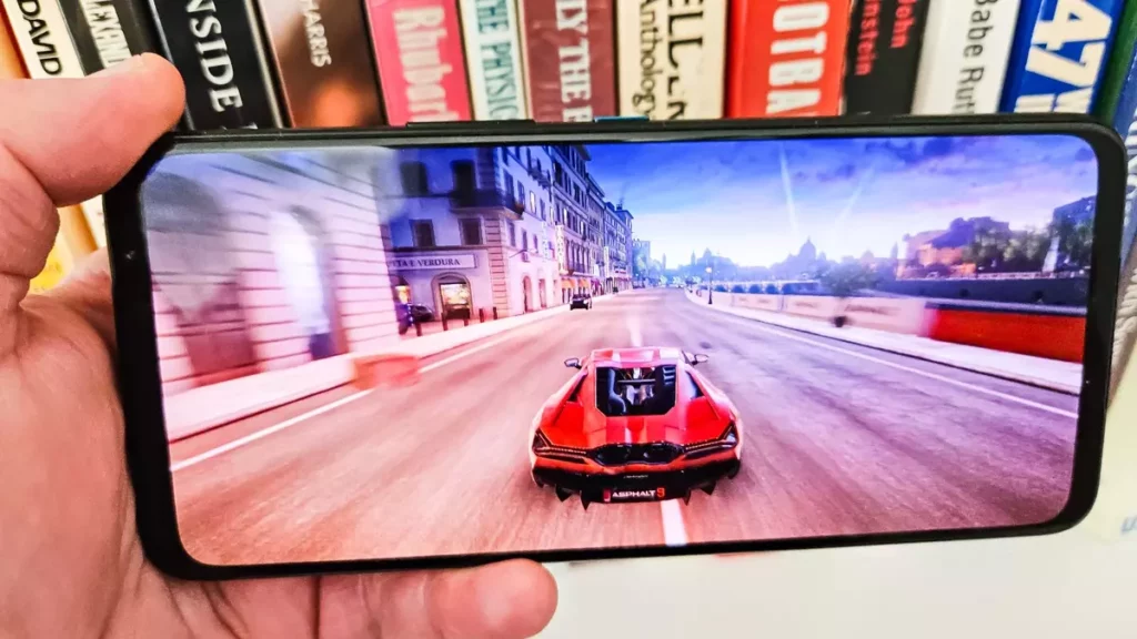 ASUS ROG Phone 7 running game comparison iPhone 14