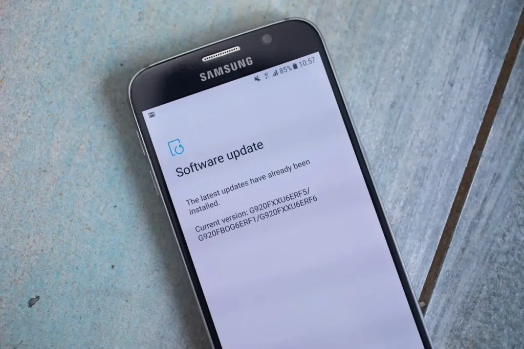 Android or iPhone refurbished devices