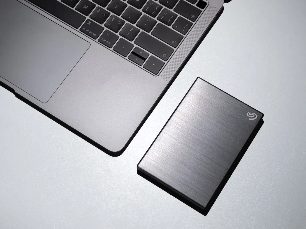 Physical backups devices