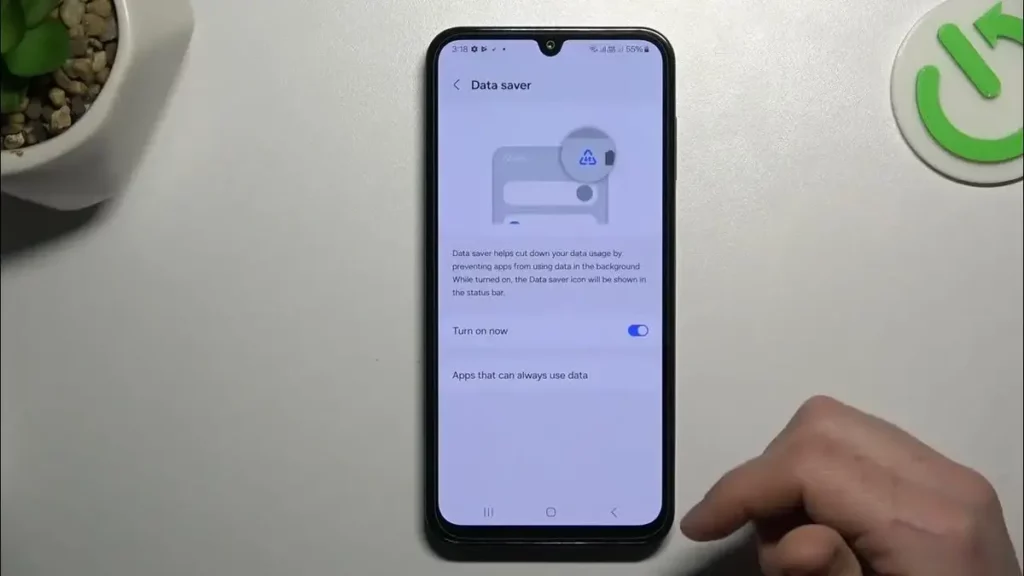 The arrow triangle icon on Samsung