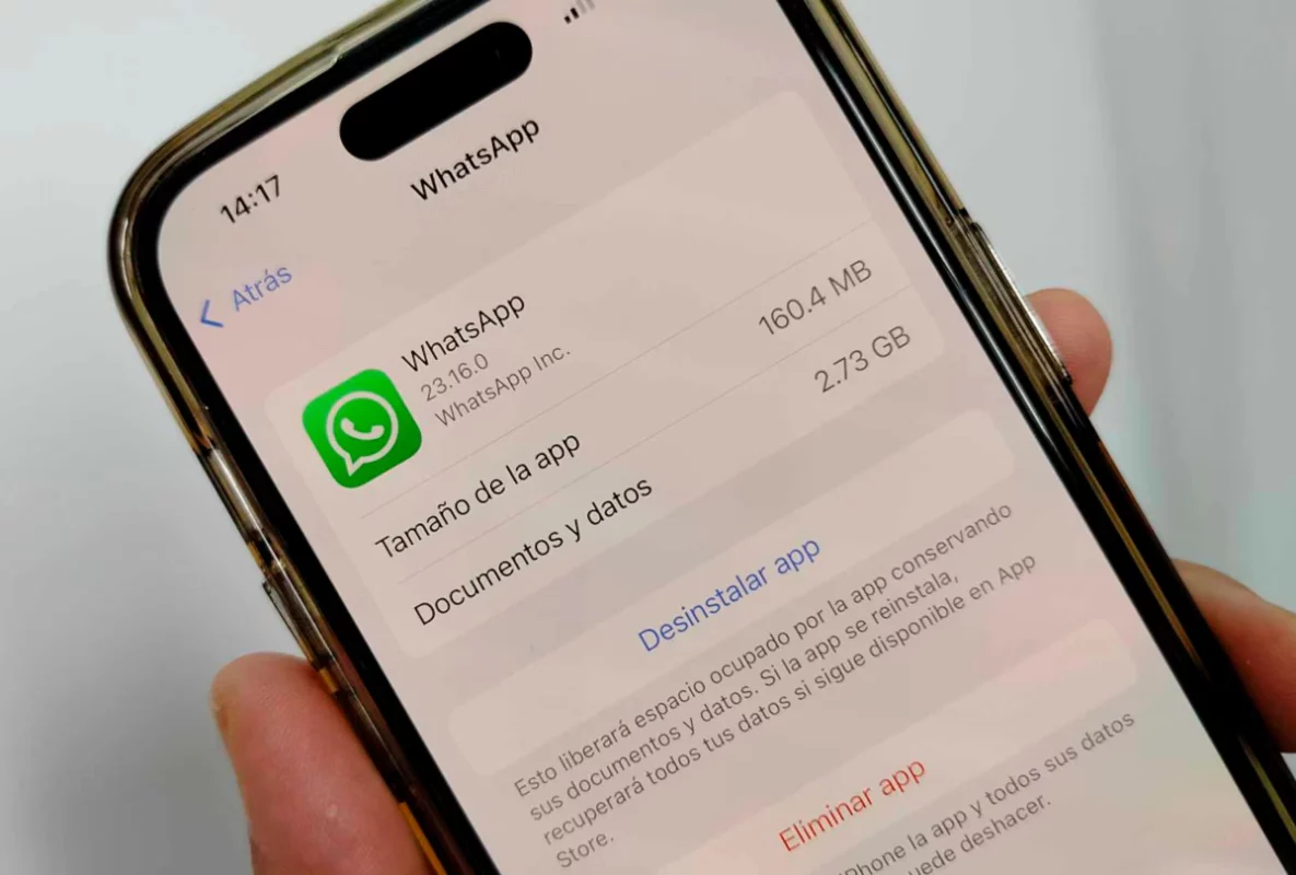 How to use storage space tips in iPhone