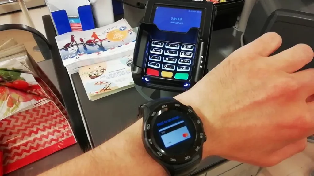 Set your Huawei smart watch to make NFC payments
