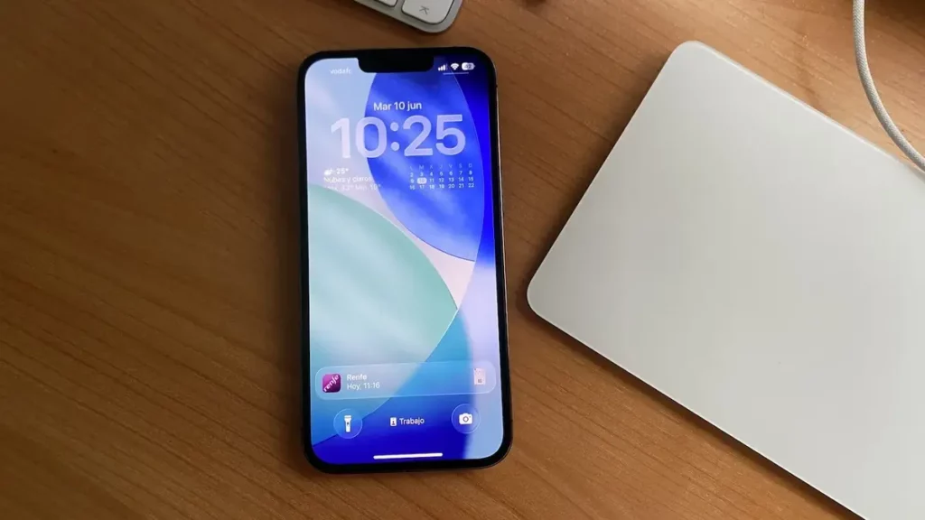 The new Liquid Glass experience in iOS 26 beta 5