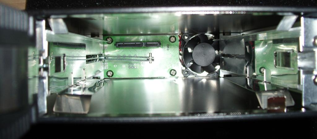 ICY DOCK MB671SK
