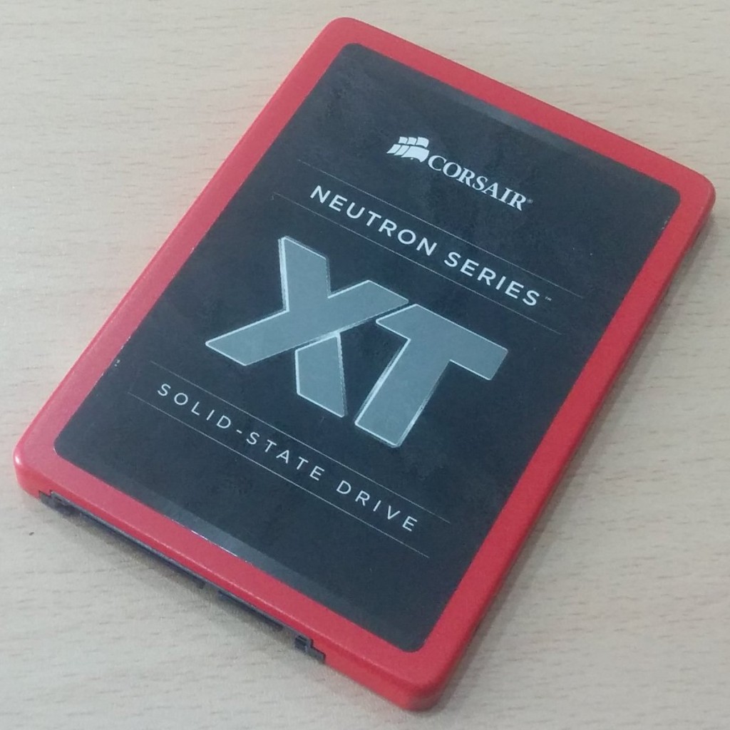 Corsair-Neutron-XT-240gb-6