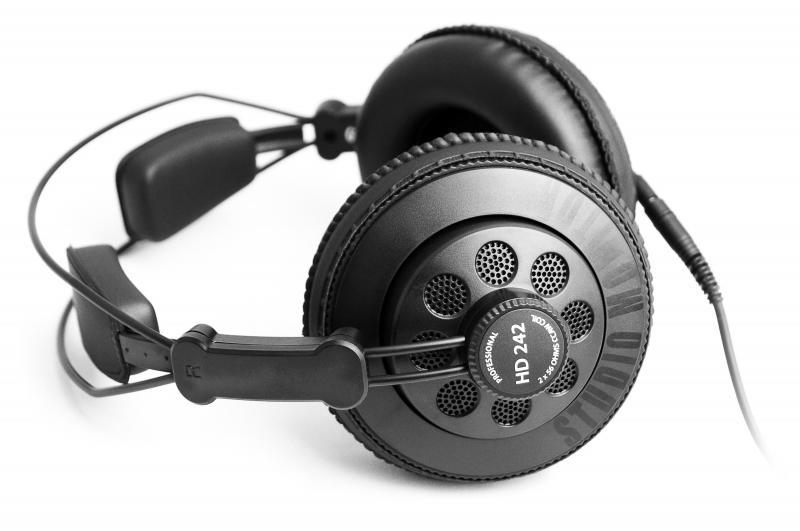 auriculares superlux hd668b