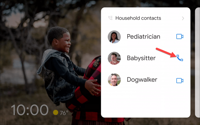 Cómo configurar y llamar personas del grupo hogar con el Asistente de Google