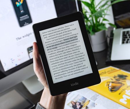 Cómo restablecer de fábrica o reiniciar Amazon Kindle.