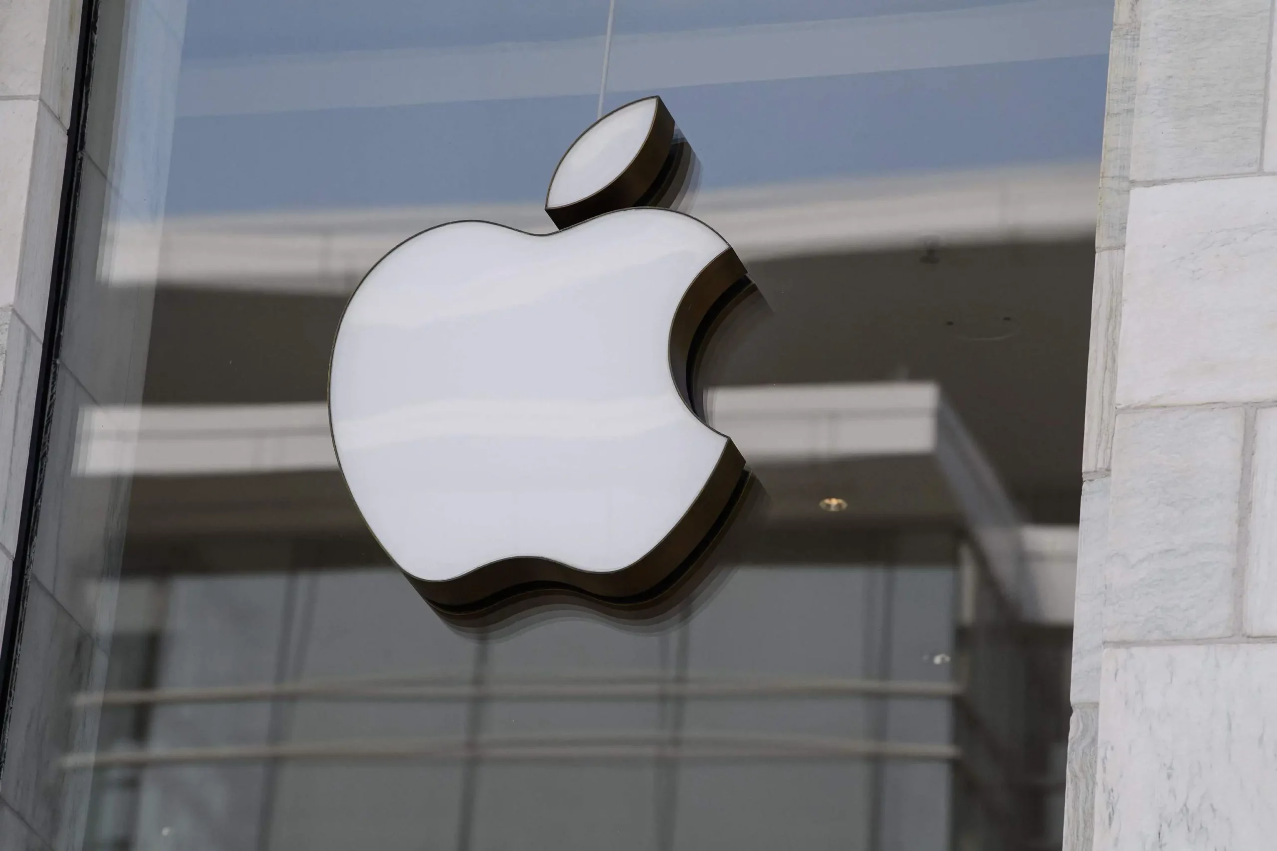 Apple y un simple movimiento hace que logren ganar millones de posibles clientes.