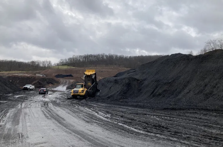 minería bitcoin neumáticos combustible: carbón y contaminación