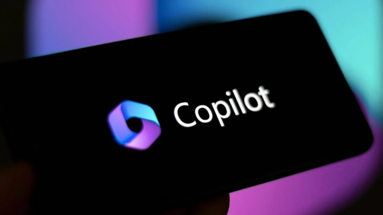 Cómo configurar Copilot como asistente predeterminado en Android