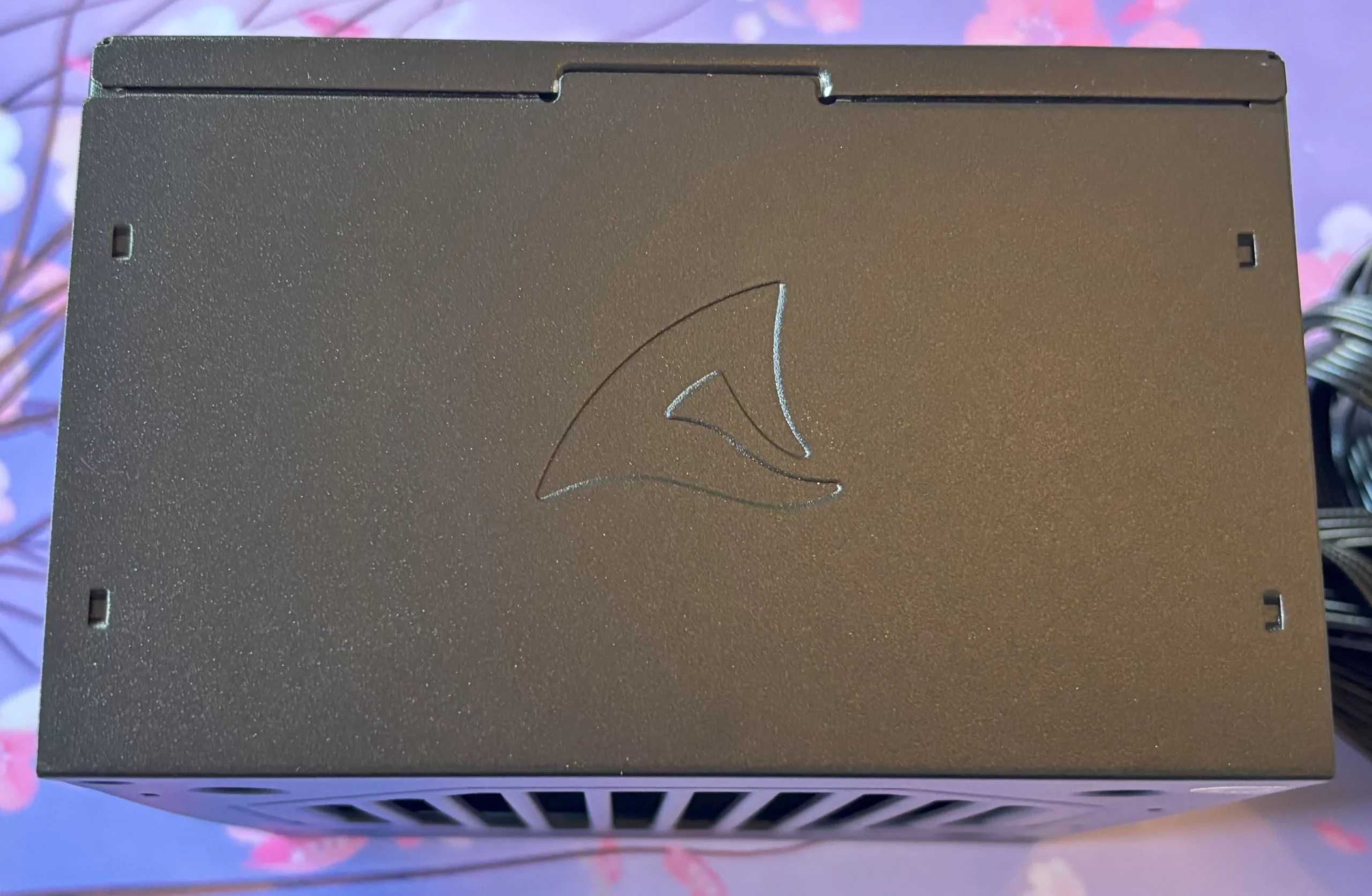 Fuente de alimentación Sharkoon REBEL P10 de 750W