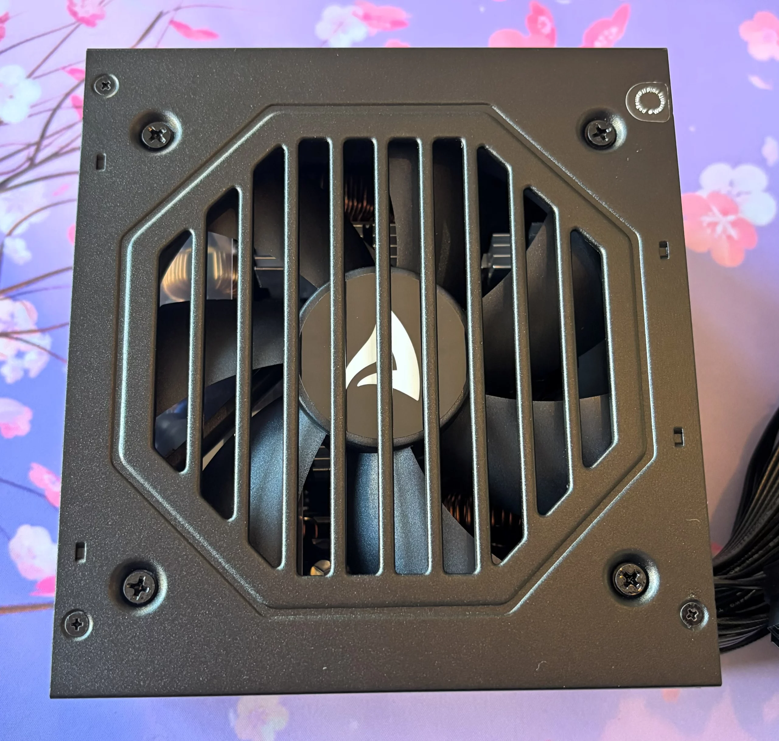 Fuente de alimentación Sharkoon REBEL P10 de 750W
