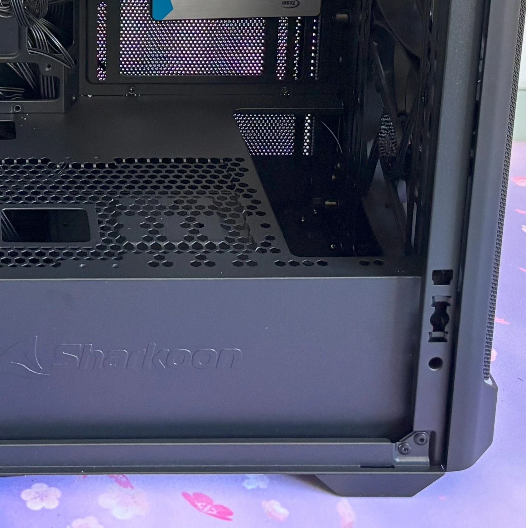 Sharkoon AK4W RGB Strip