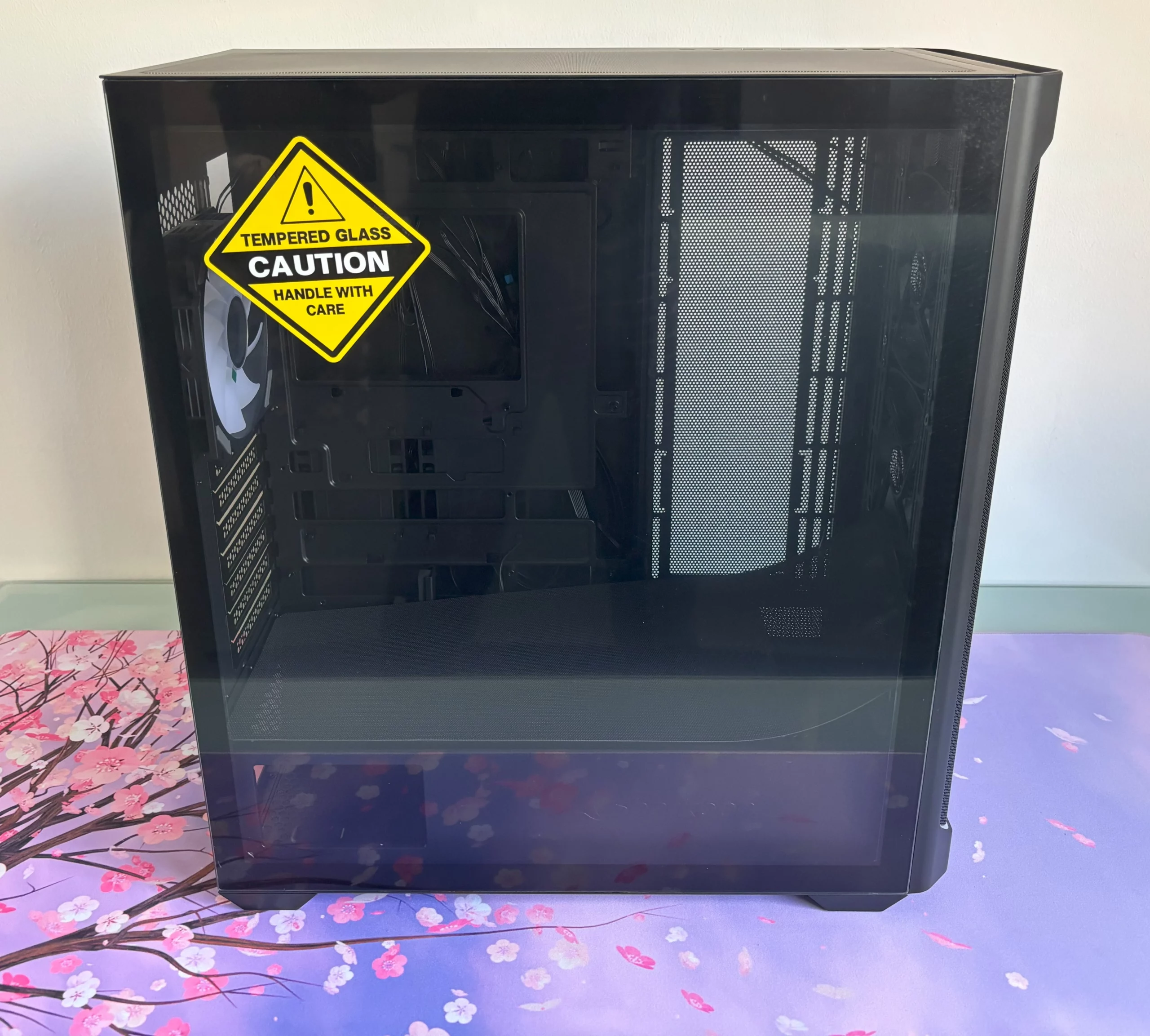 carcasa Sharkoon AK4W RGB Strip