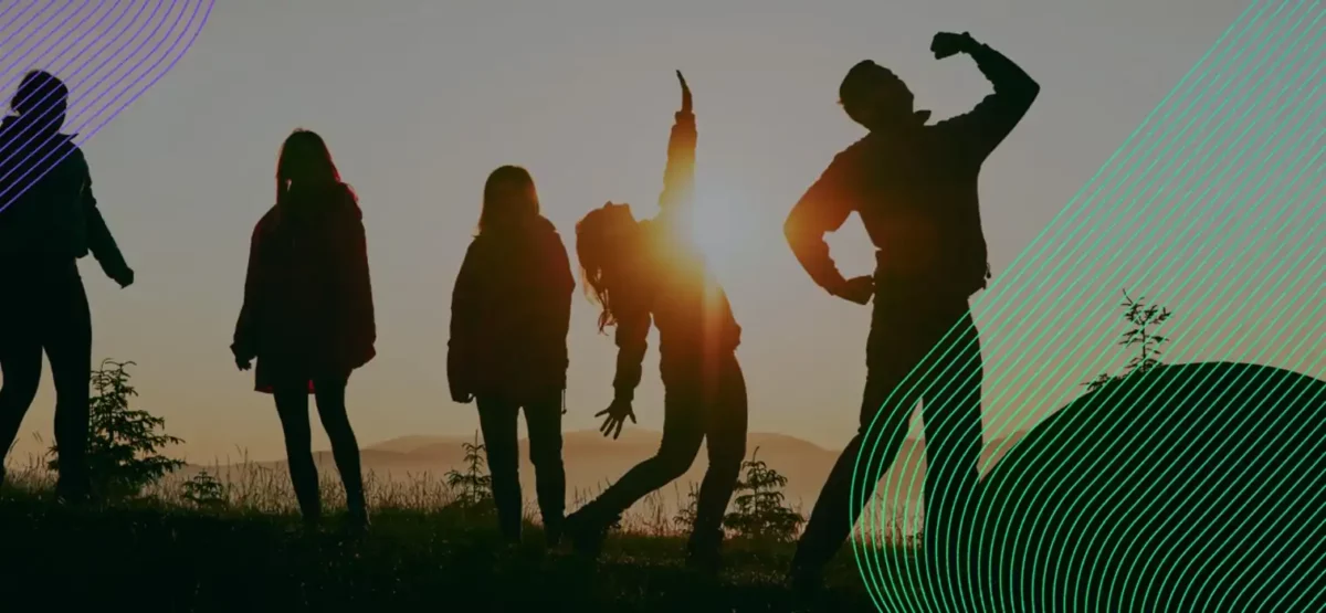 jóvenes puesta de sol