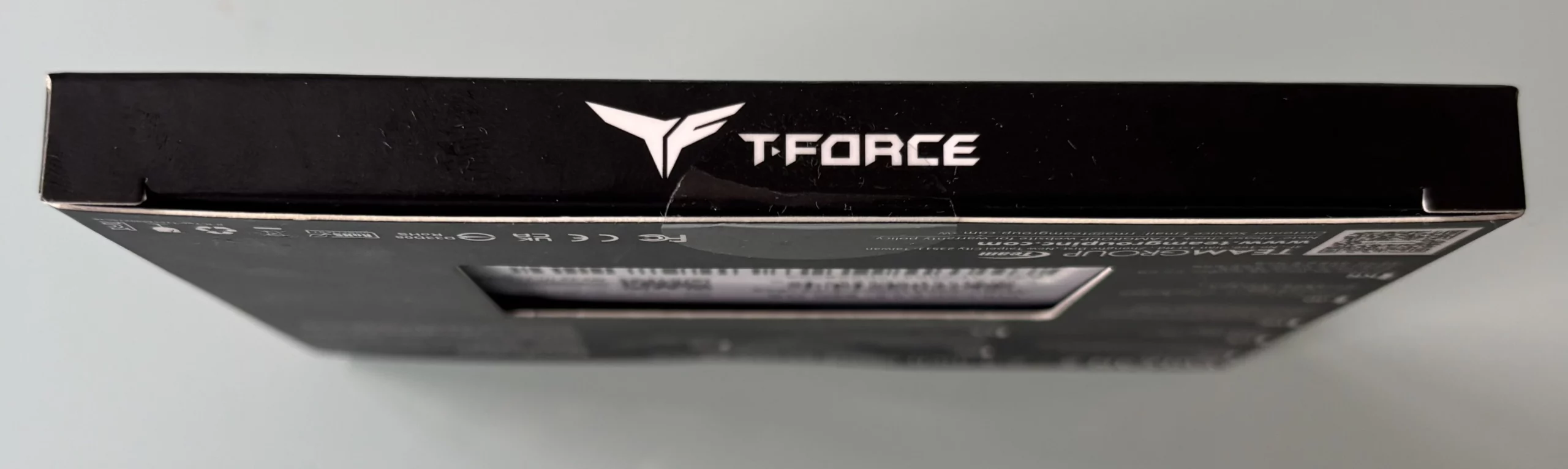 embalaje SSD  T-FORCE