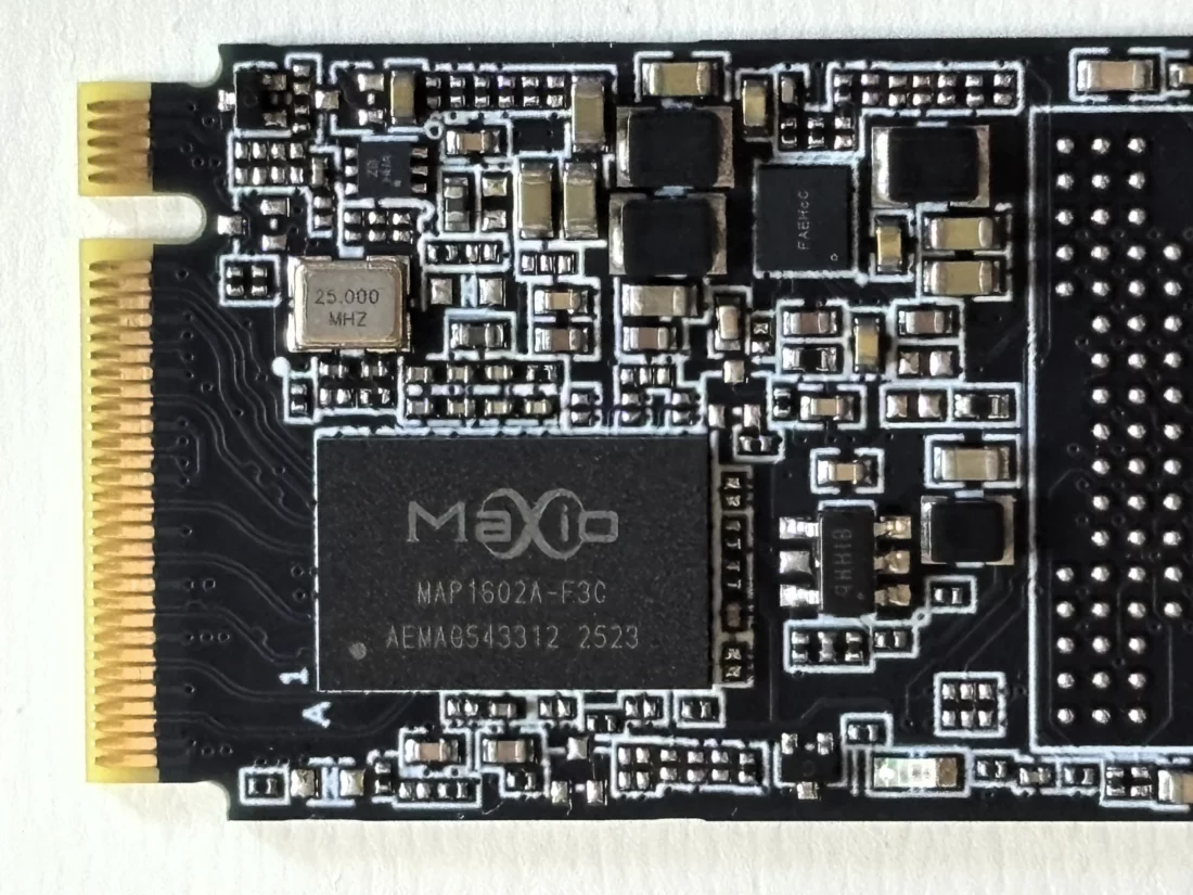 chips TeamGroup NV5000 1TB